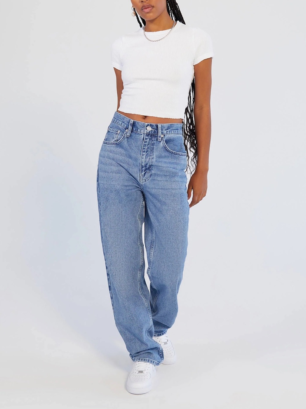 Urban Outfitters BDG Baggy High-Waisted Straight Leg Jean in Medium Wash